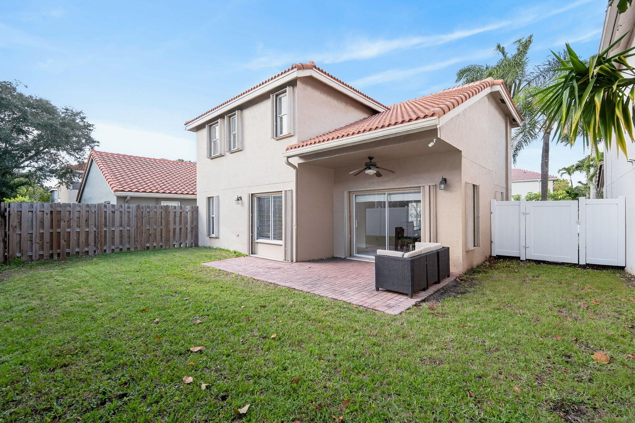 HILLSBORO COUNTRY CLUB - Residential