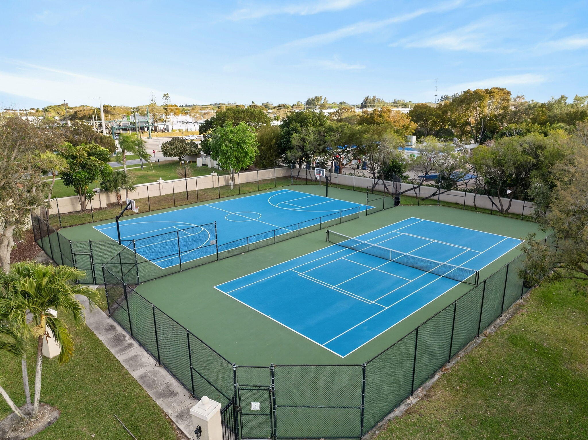 HILLSBORO COUNTRY CLUB - Residential