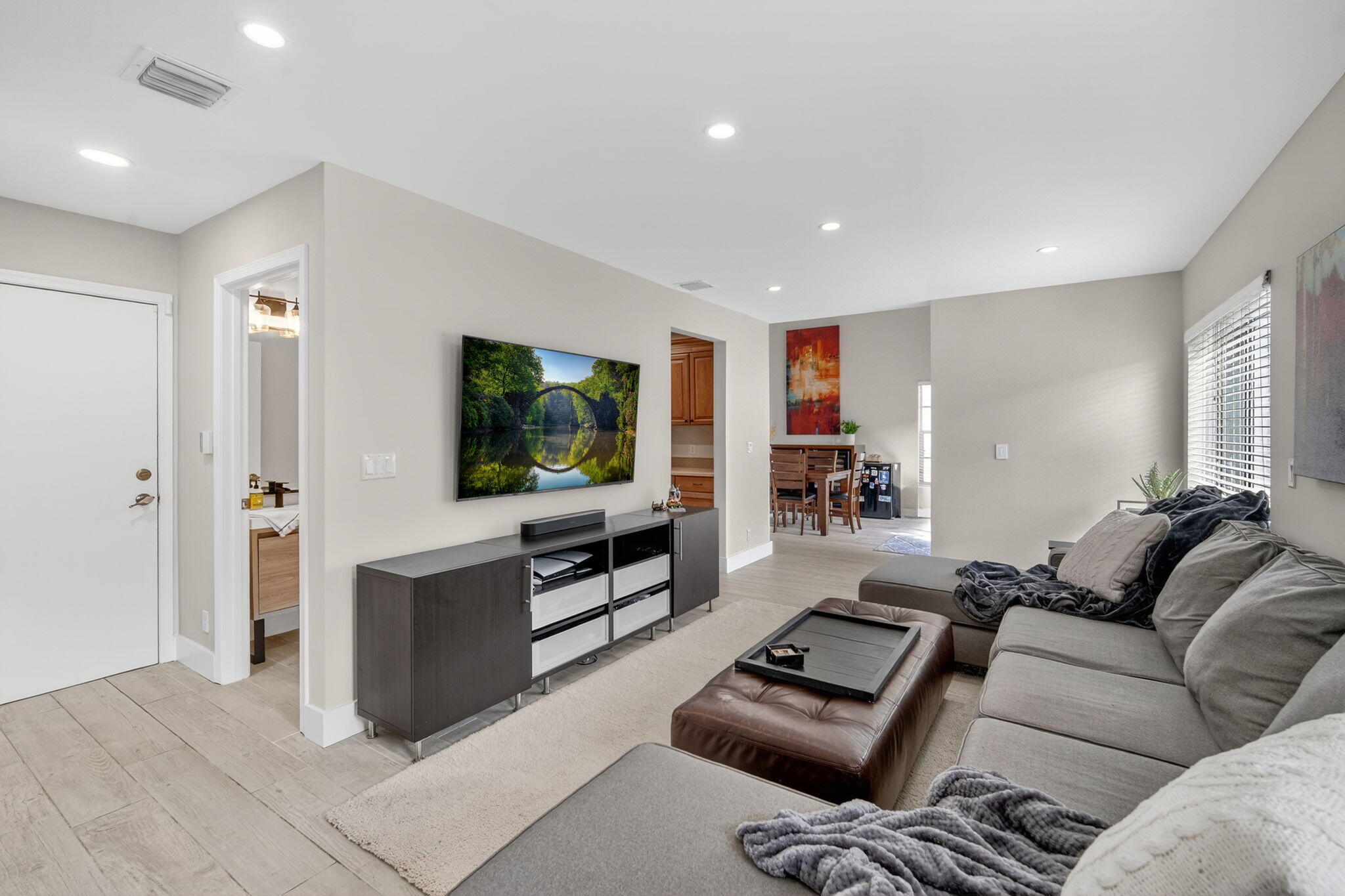 HILLSBORO COUNTRY CLUB - Residential