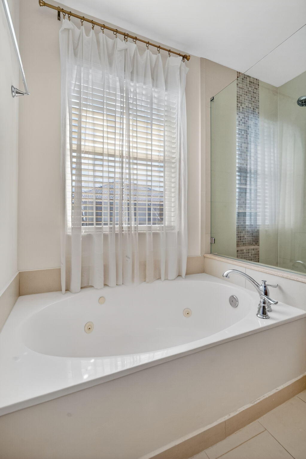 HILLSBORO COUNTRY CLUB - Residential