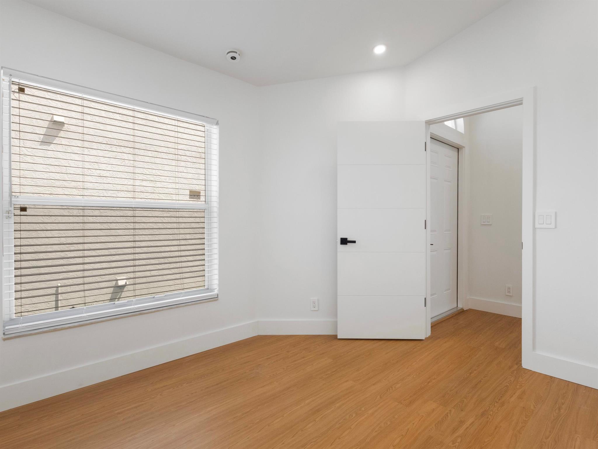 PRINCETON PLACE AT GABLES END - Residential