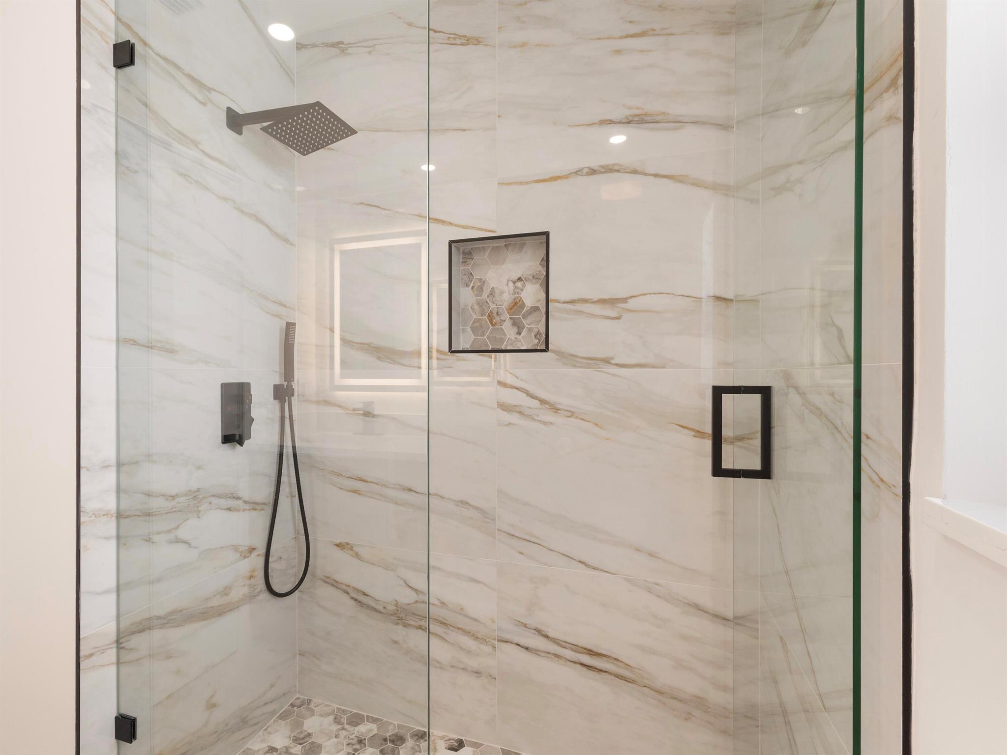 PRINCETON PLACE AT GABLES END - Residential