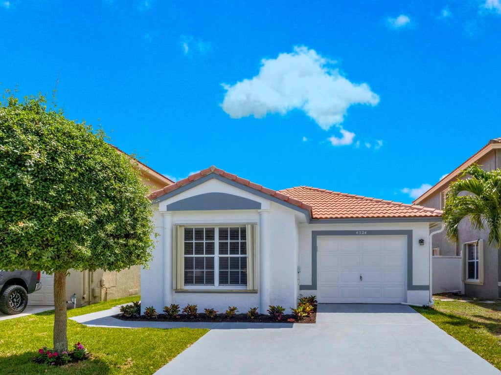 Photo of 4524 Concordia Lane, Boynton Beach, FL 33436 (MLS # R11071851)