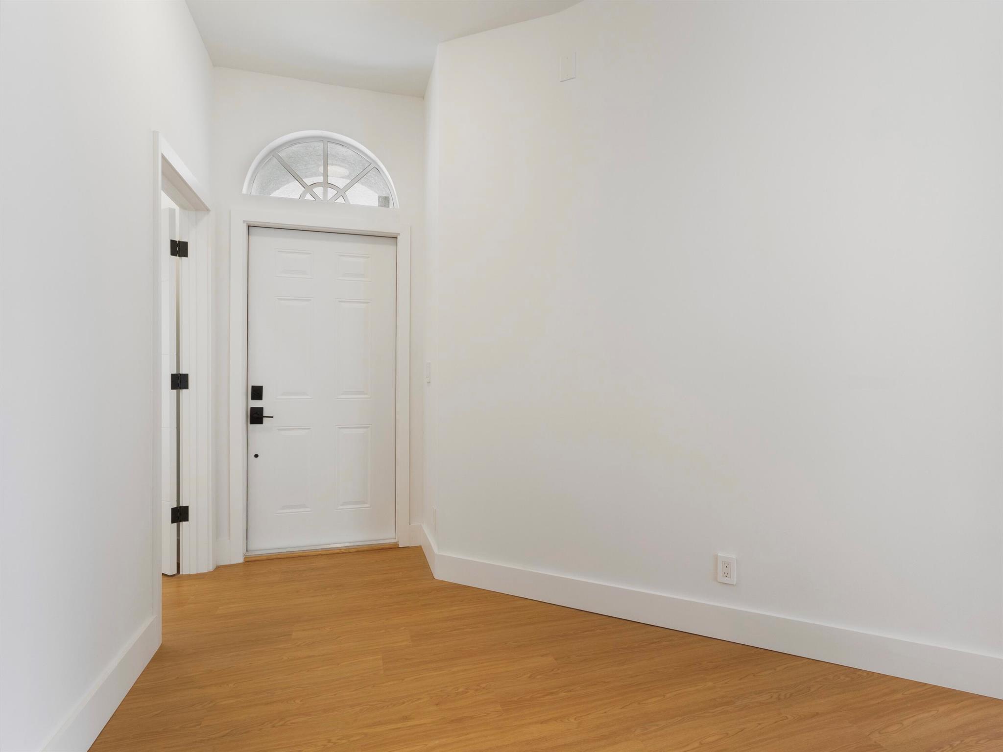 PRINCETON PLACE AT GABLES END - Residential