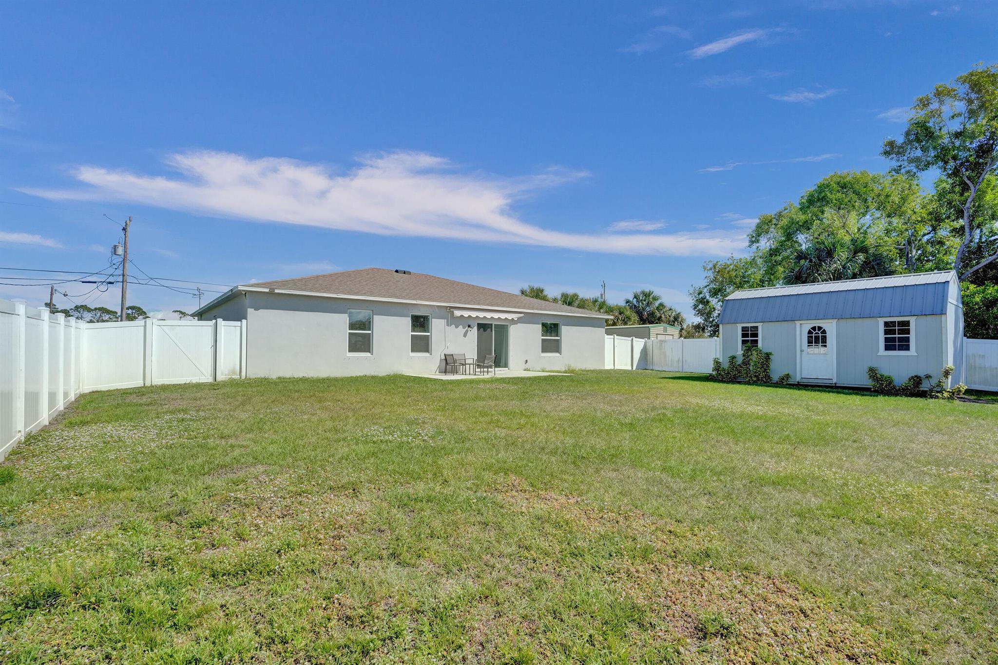 PORT ST LUCIE SECTION 40 - Residential Lease