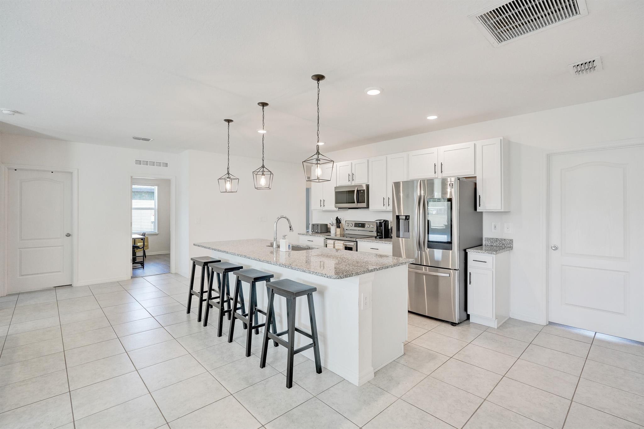 PORT ST LUCIE SECTION 40 - Residential Lease