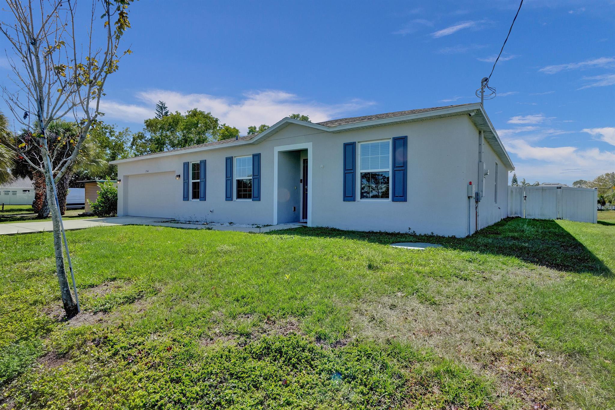 PORT ST LUCIE SECTION 40 - Residential Lease