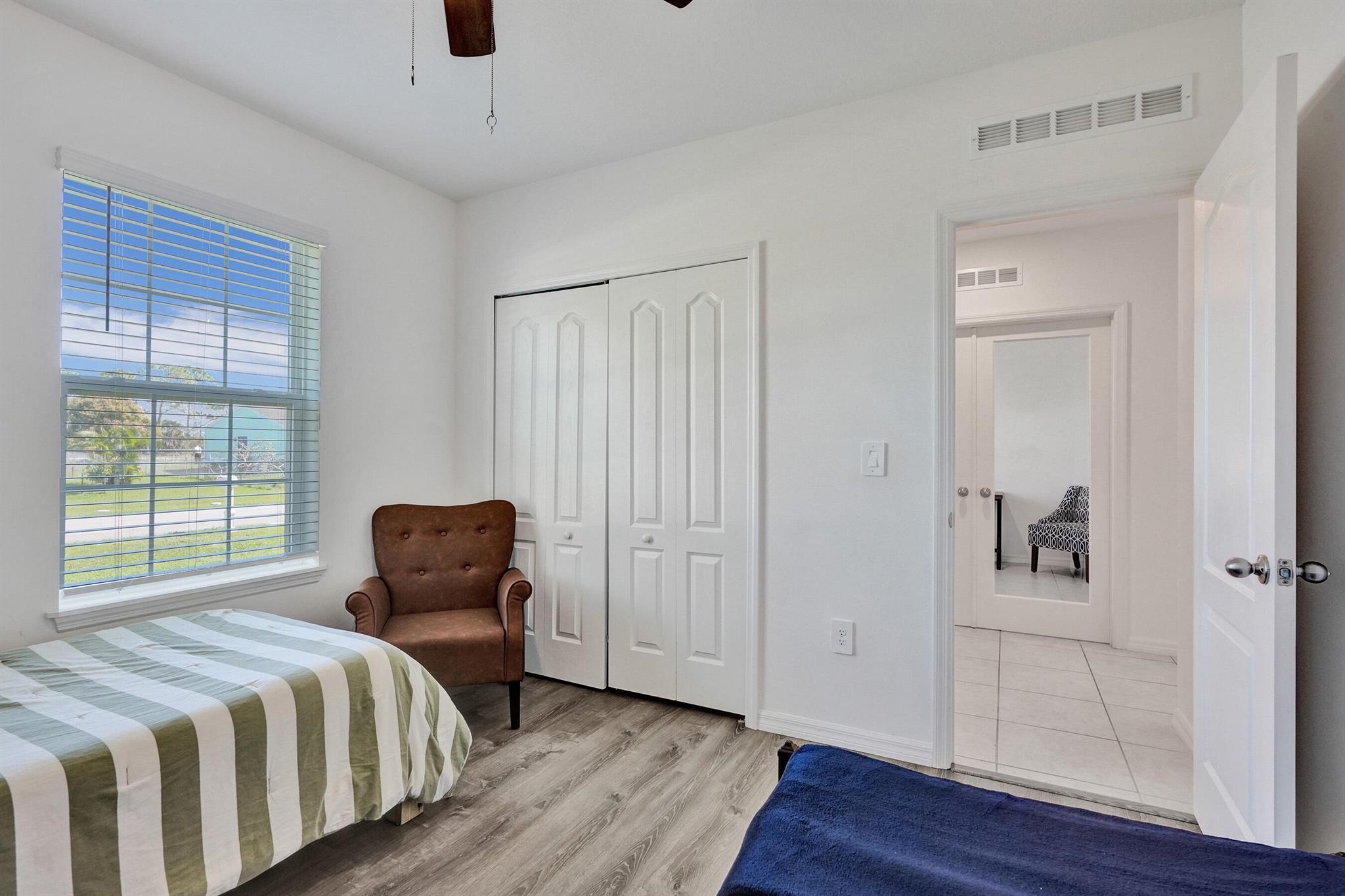 PORT ST LUCIE SECTION 40 - Residential Lease