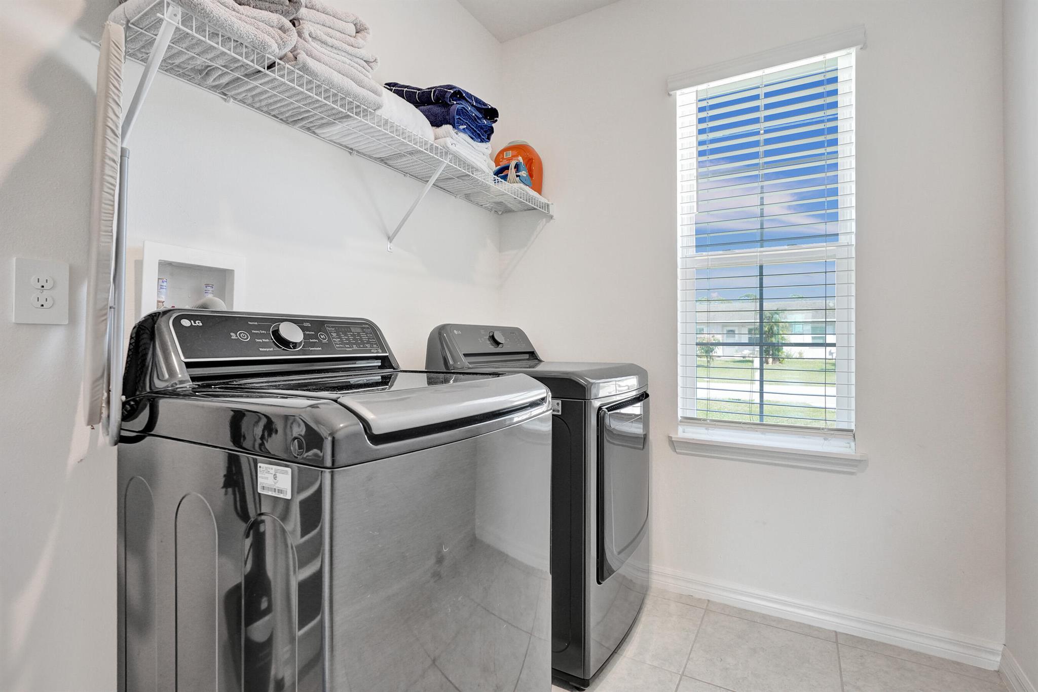 PORT ST LUCIE SECTION 40 - Residential Lease