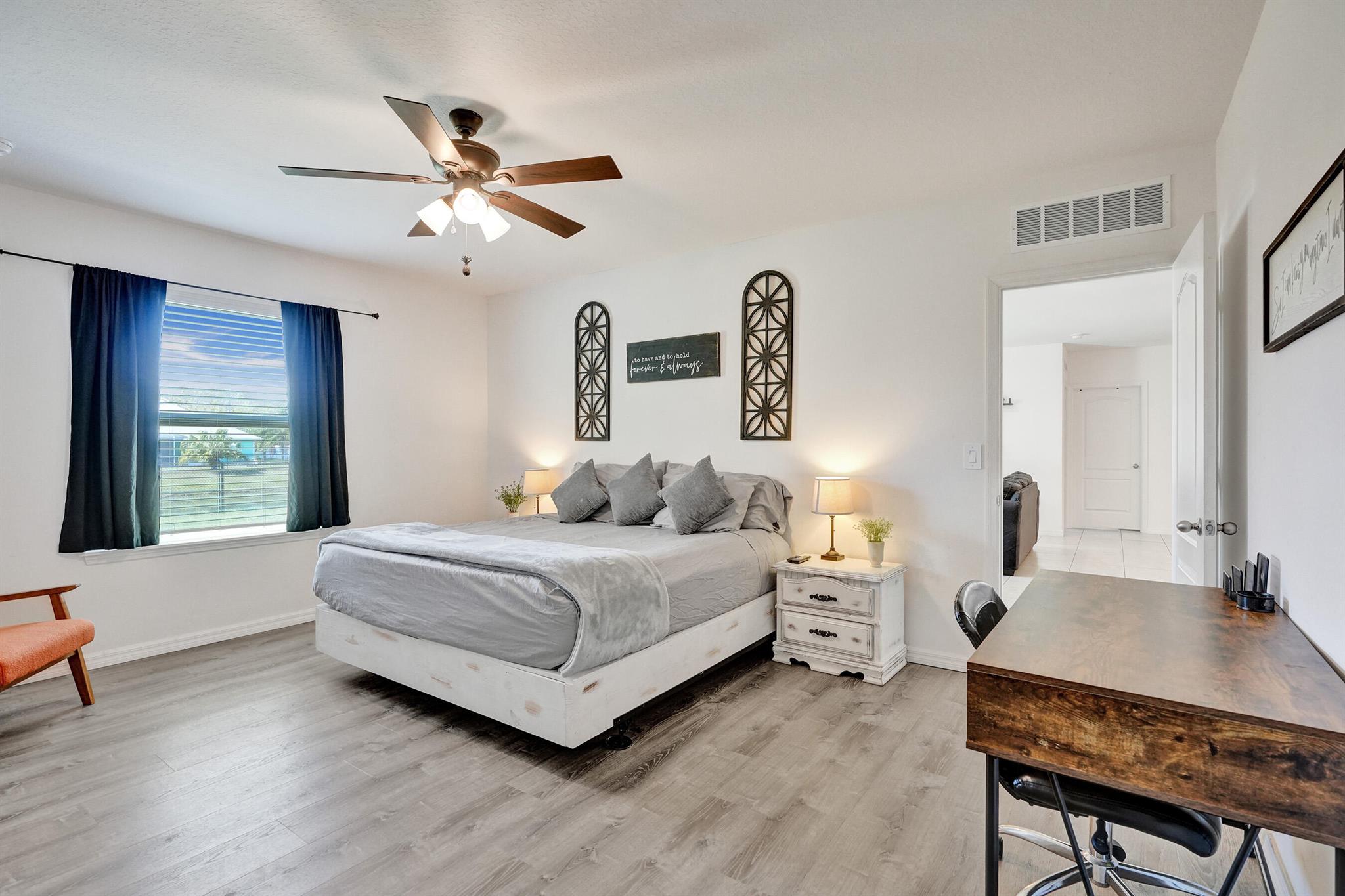 PORT ST LUCIE SECTION 40 - Residential Lease