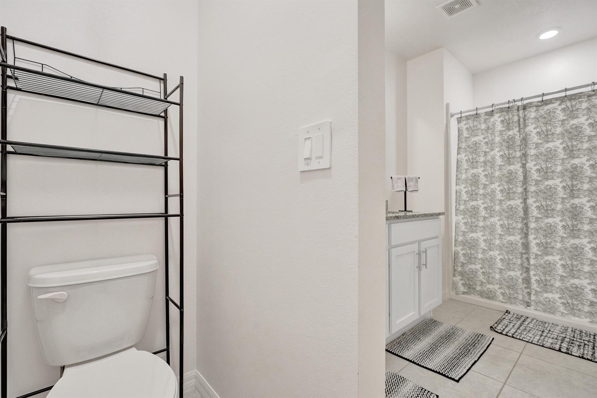 PORT ST LUCIE SECTION 40 - Residential Lease