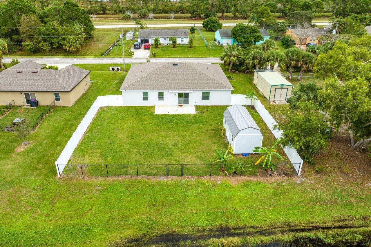 PORT ST LUCIE SECTION 40 - Residential Lease
