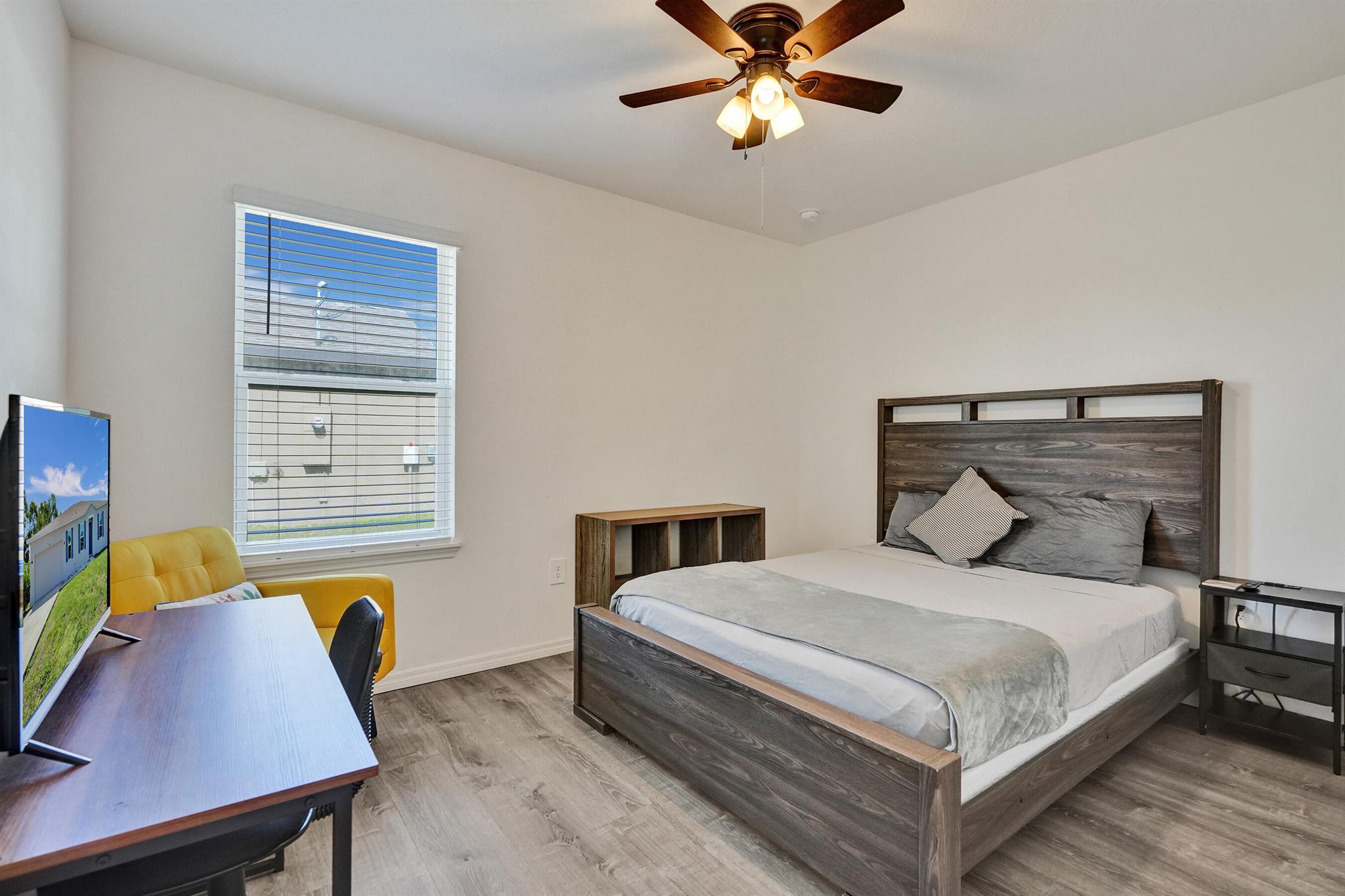 PORT ST LUCIE SECTION 40 - Residential Lease