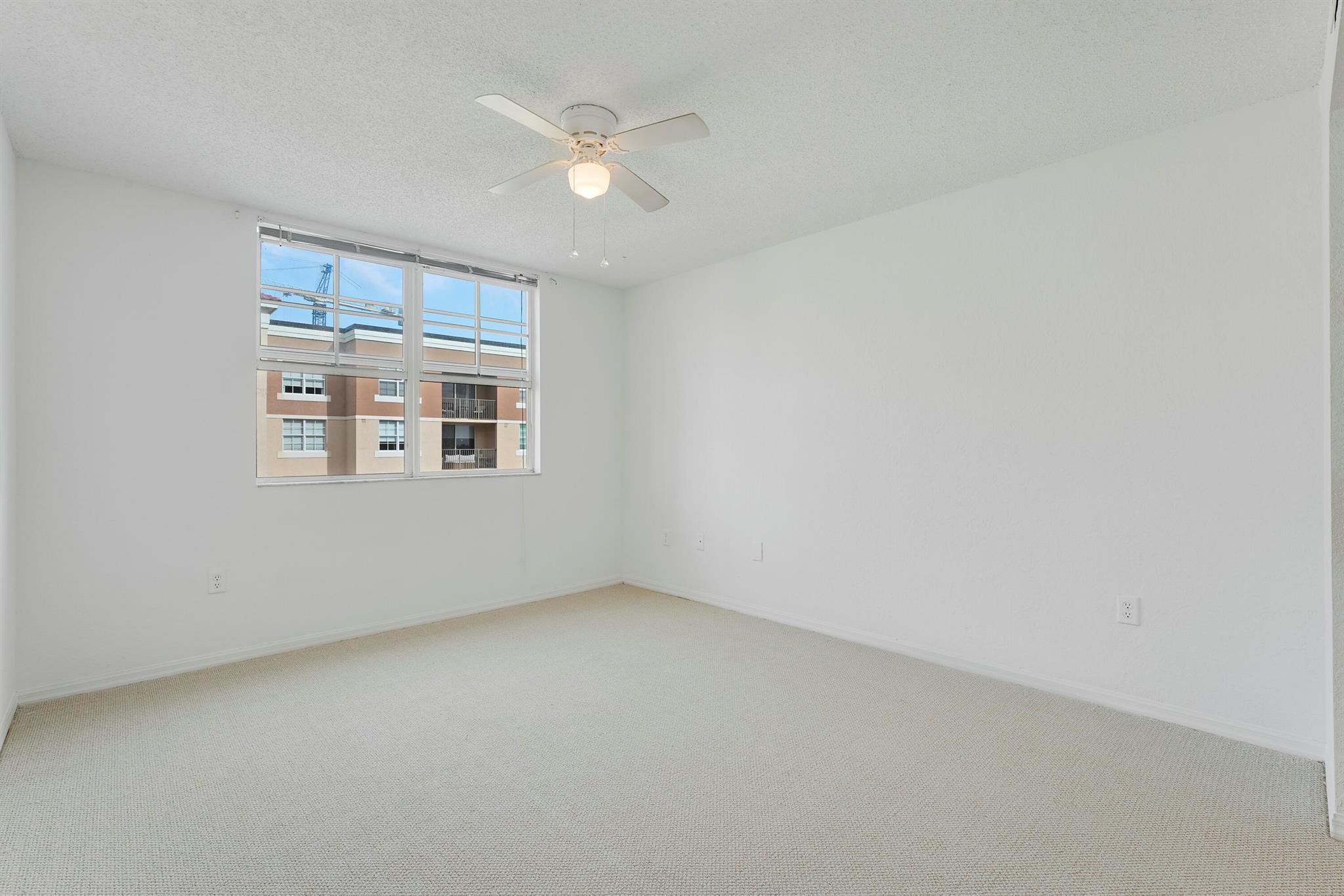 FLAGLER POINTE CONDOMINIU - Residential