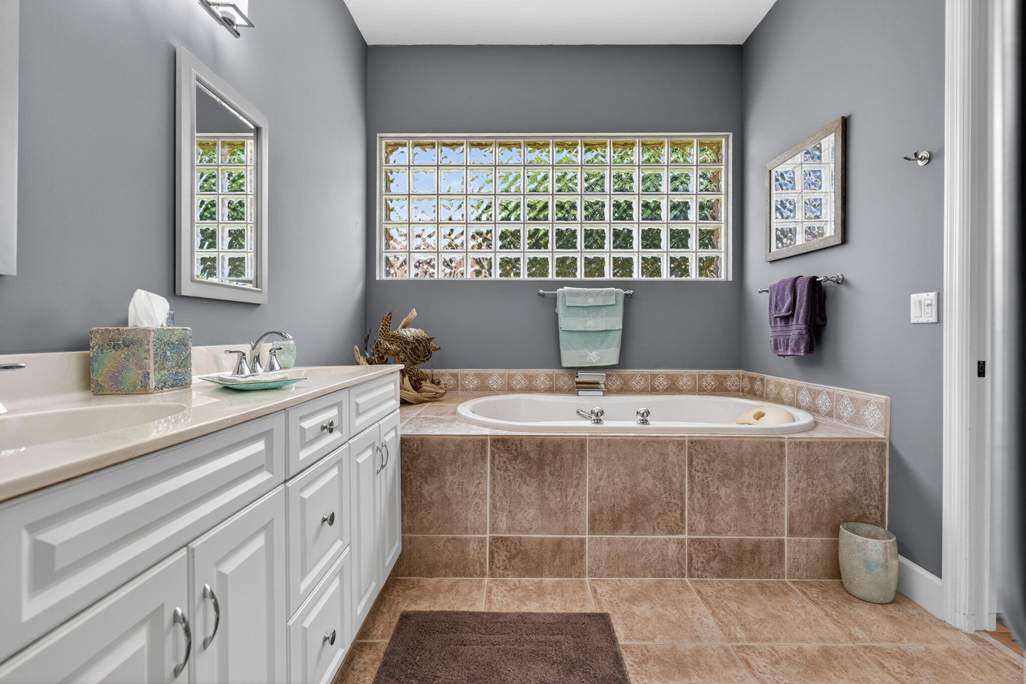 HOBE SOUND GOLF CLUB - Residential