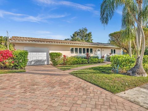 A home in Deerfield Beach