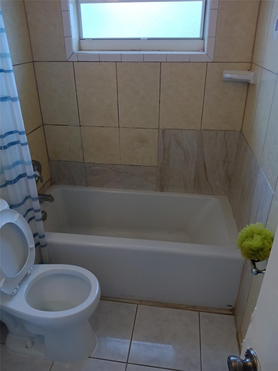 Faulkner Park Sec 3 41-21 - Residential Lease