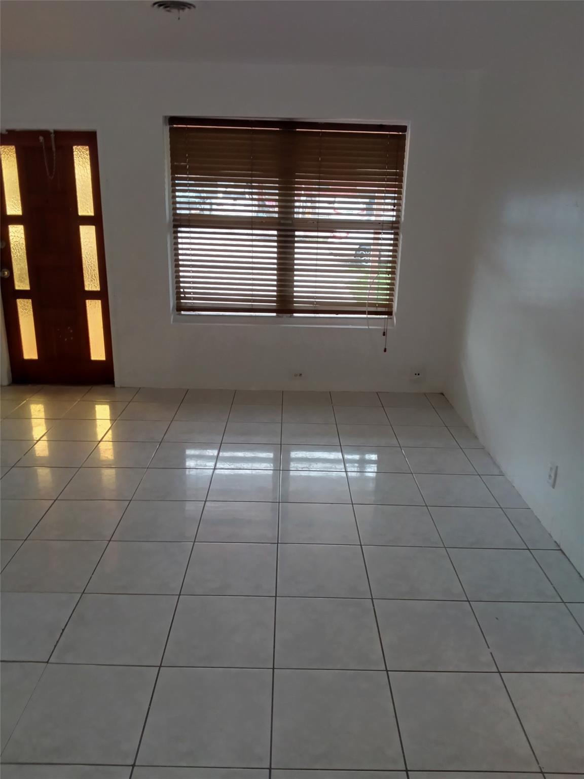 Faulkner Park Sec 3 41-21 - Residential Lease