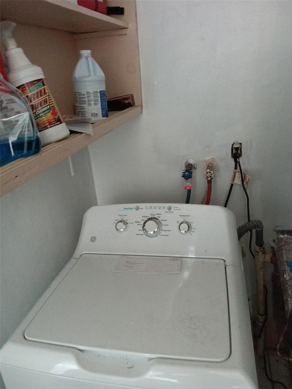 Faulkner Park Sec 3 41-21 - Residential Lease