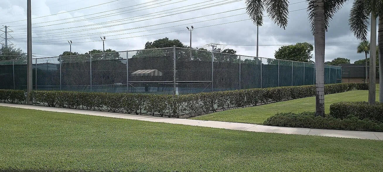 AVONDALE - Residential Lease