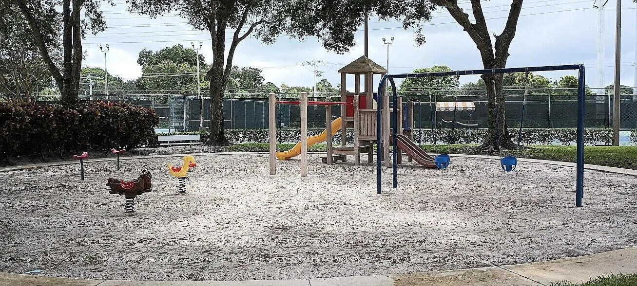 AVONDALE - Residential Lease