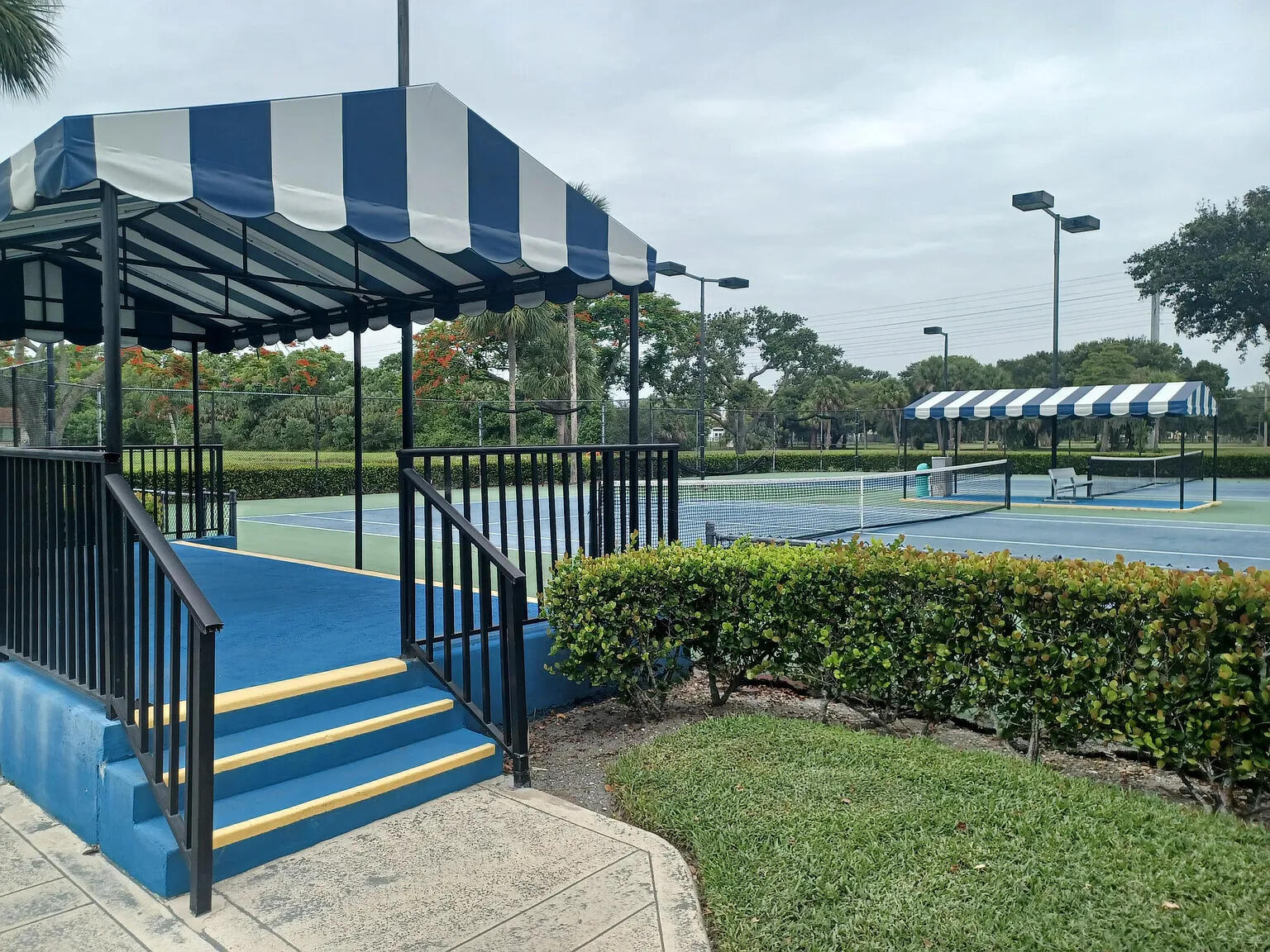 AVONDALE - Residential Lease