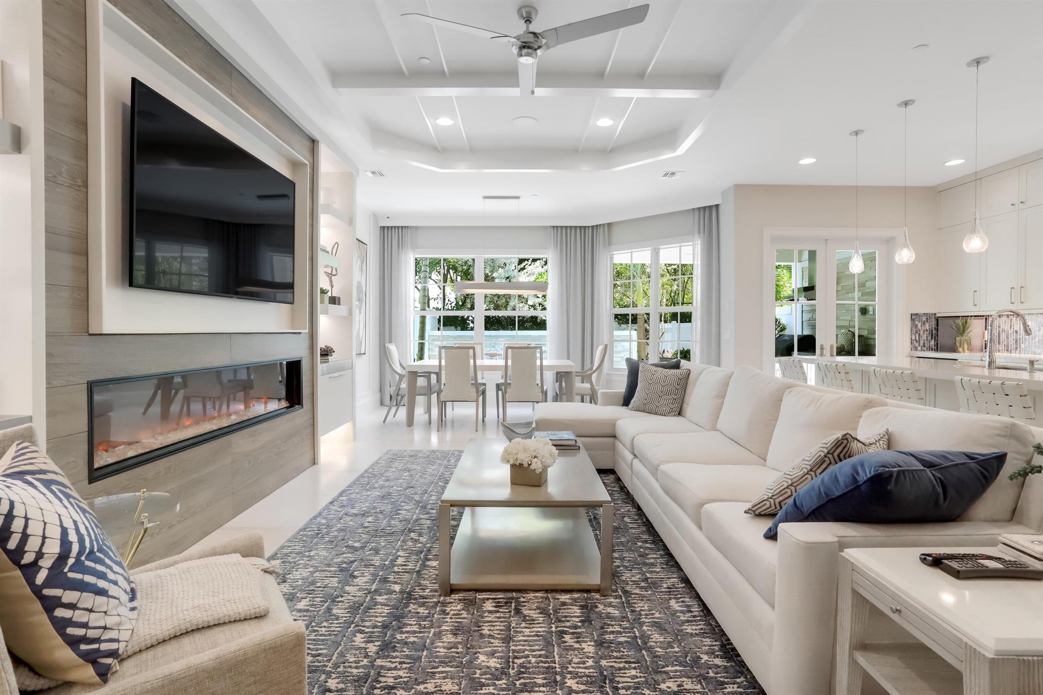 OCEANSIDE TOWNHOMES - Residential