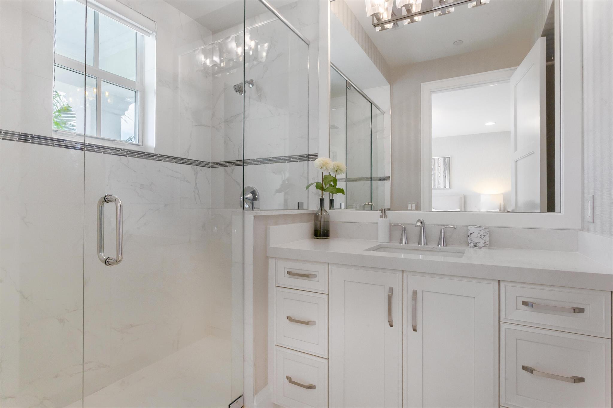 OCEANSIDE TOWNHOMES - Residential