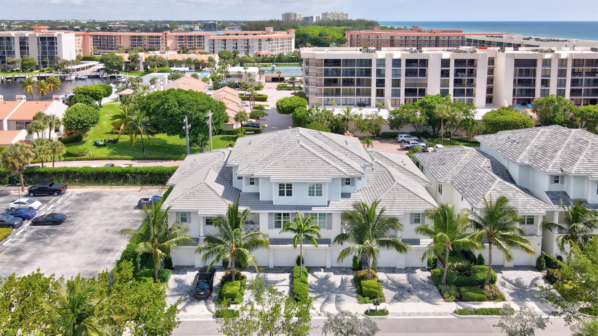 OCEANSIDE TOWNHOMES - Residential