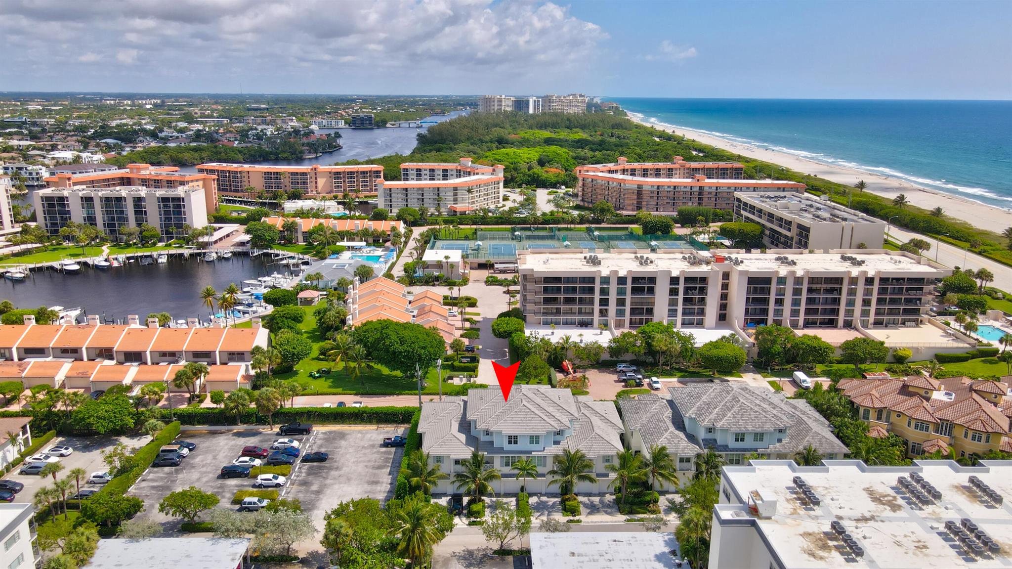 OCEANSIDE TOWNHOMES - Residential