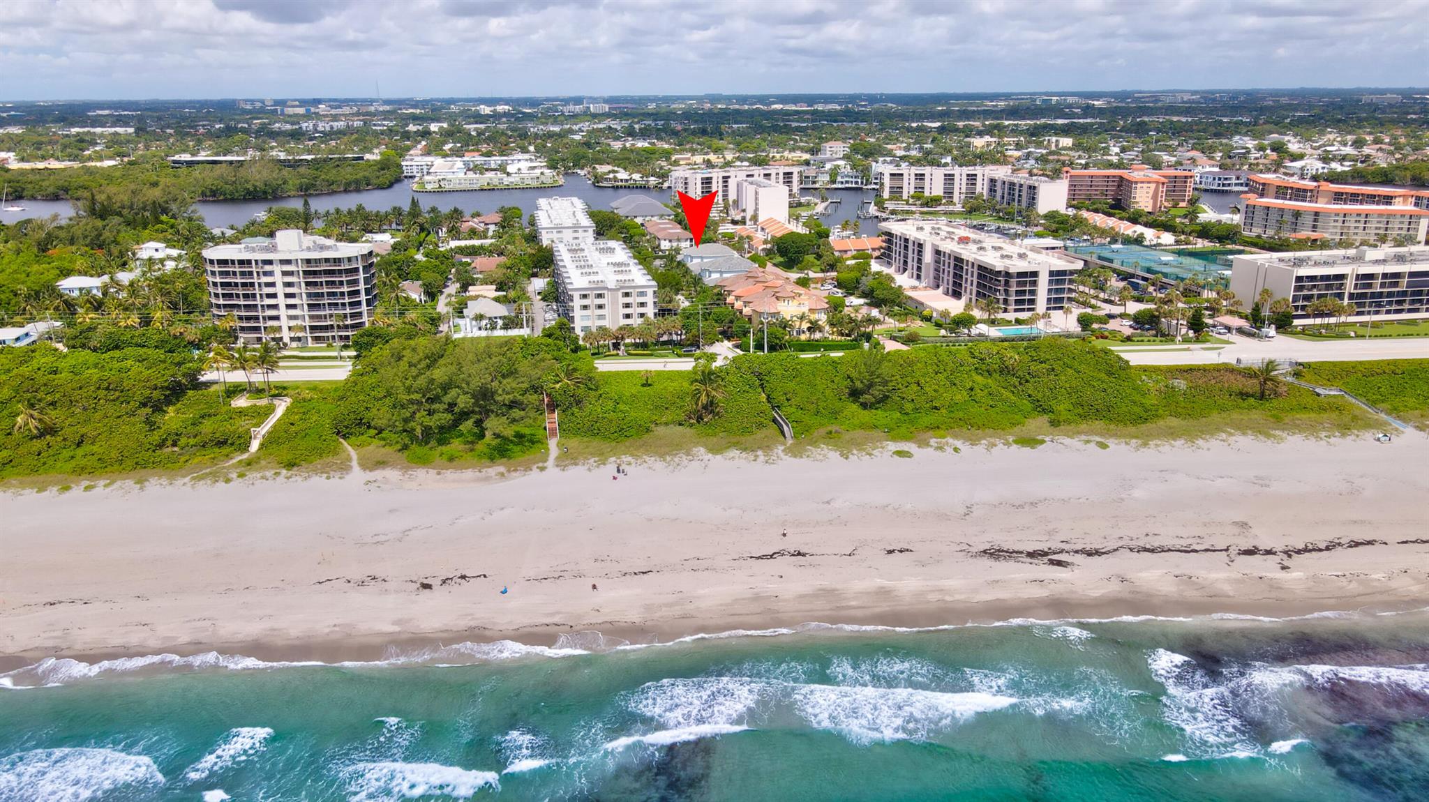 OCEANSIDE TOWNHOMES - Residential