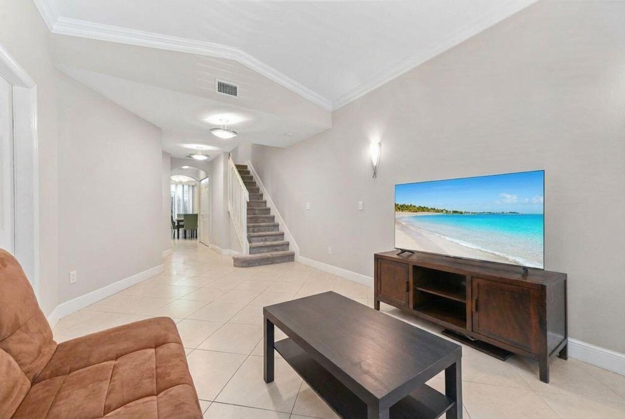 HARBOR ISLES - Residential