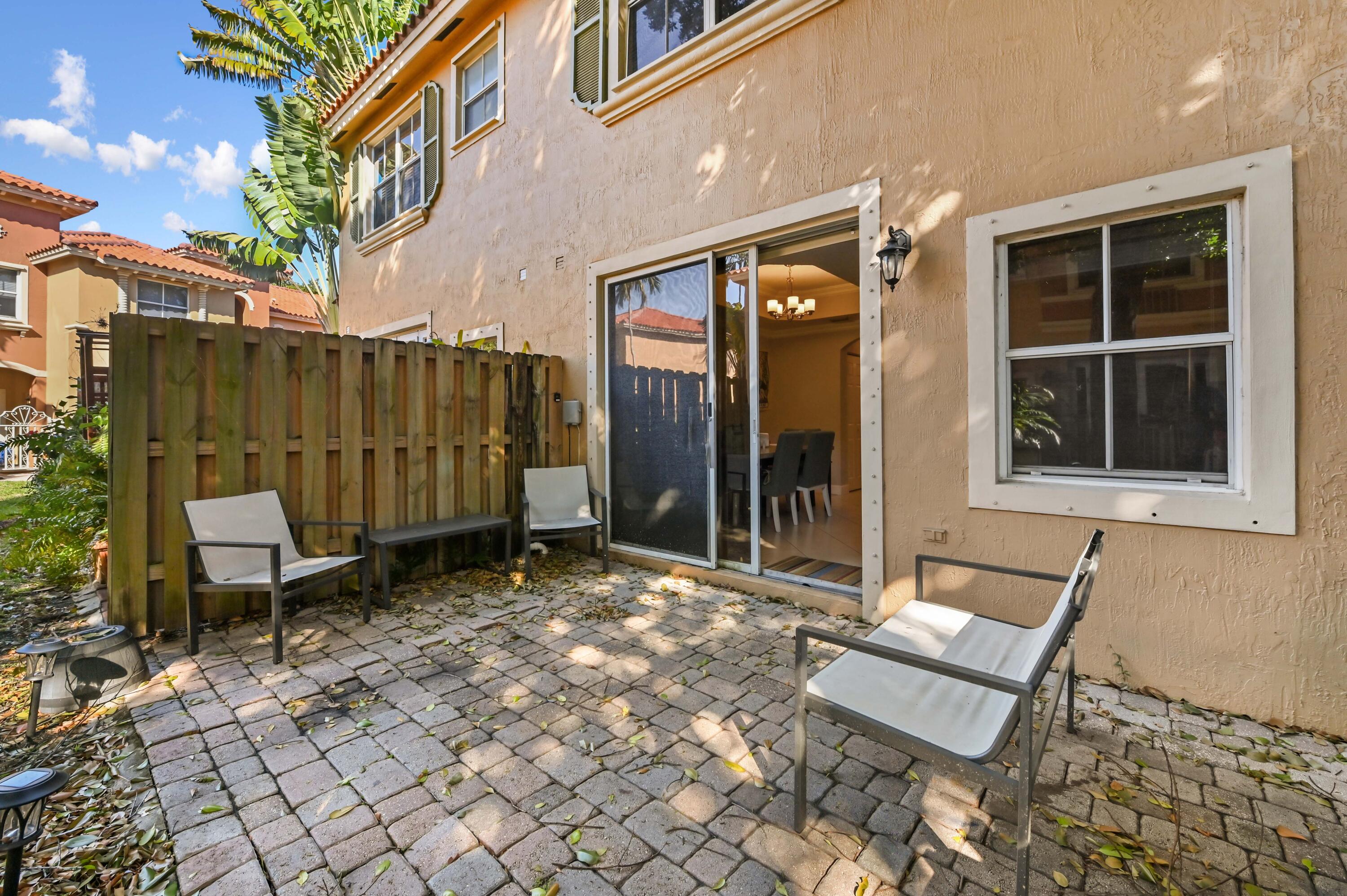 HARBOR ISLES - Residential