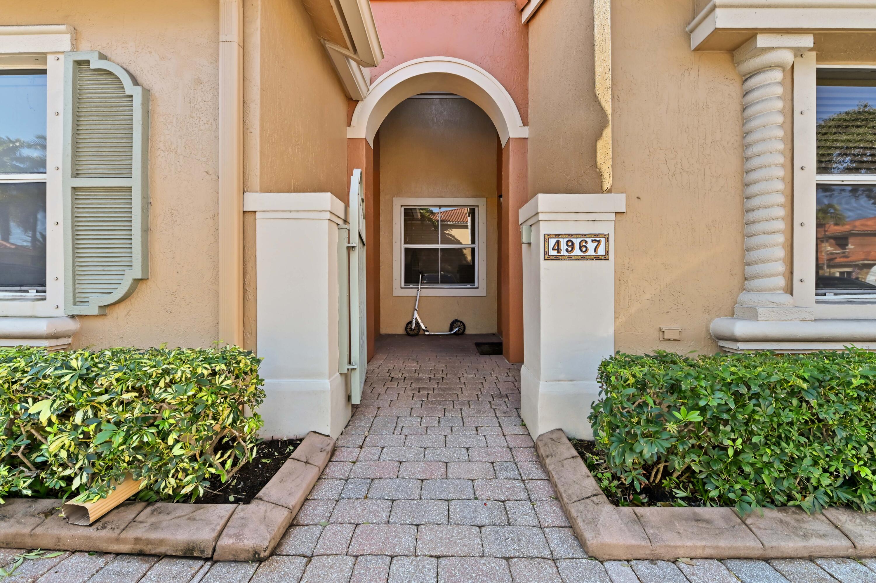 4967 Tradewinds Terrace 605