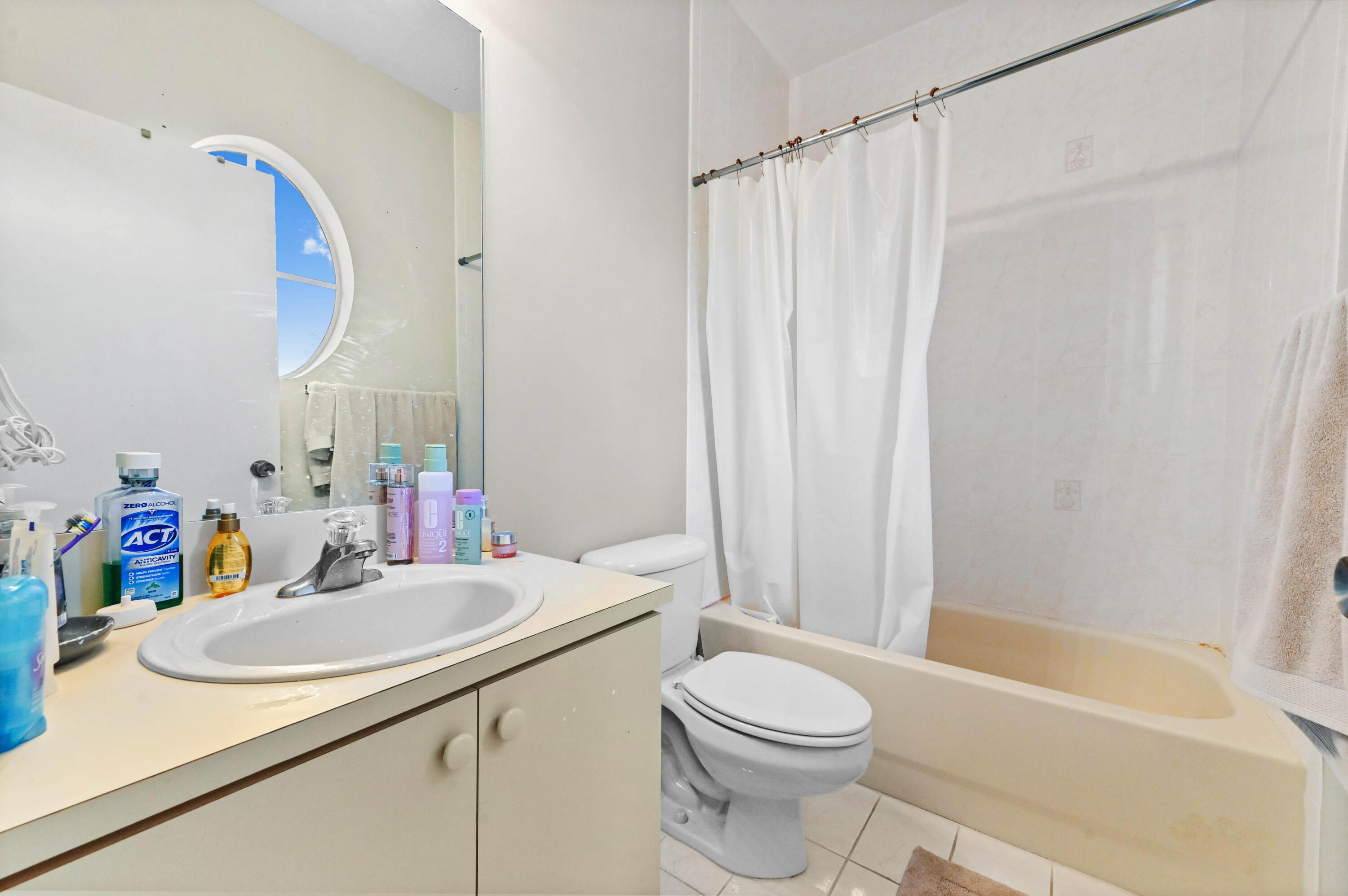 HARBOR ISLES - Residential