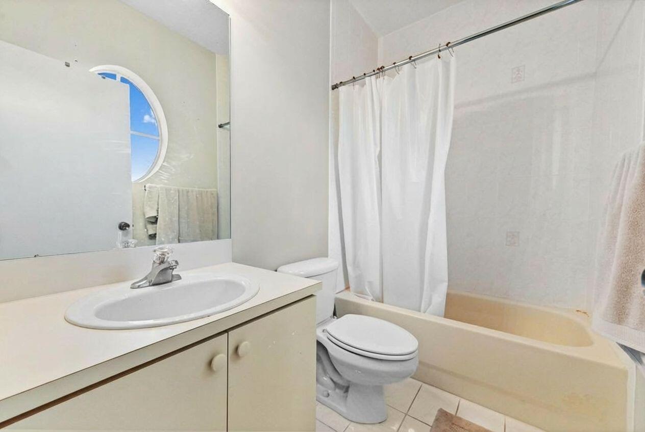 HARBOR ISLES - Residential