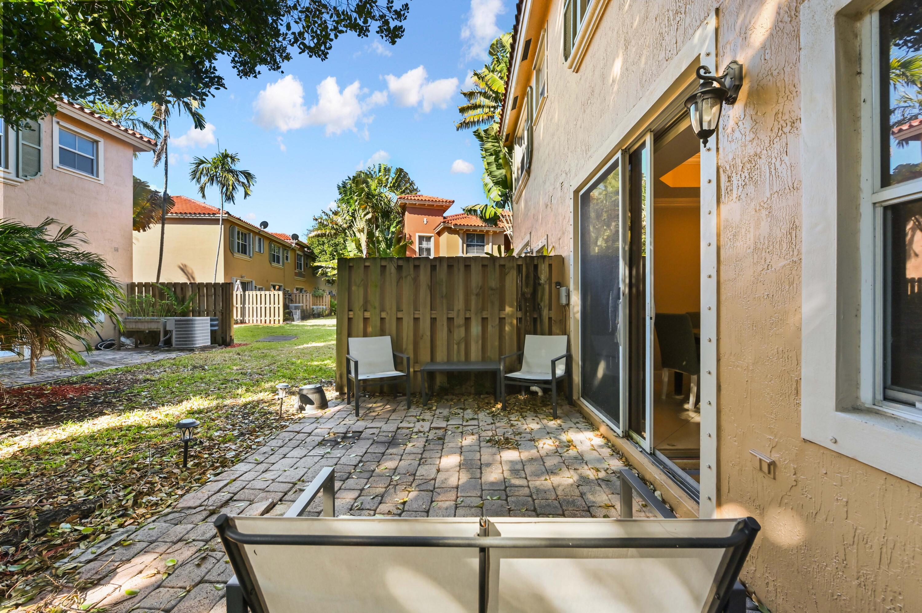 HARBOR ISLES - Residential