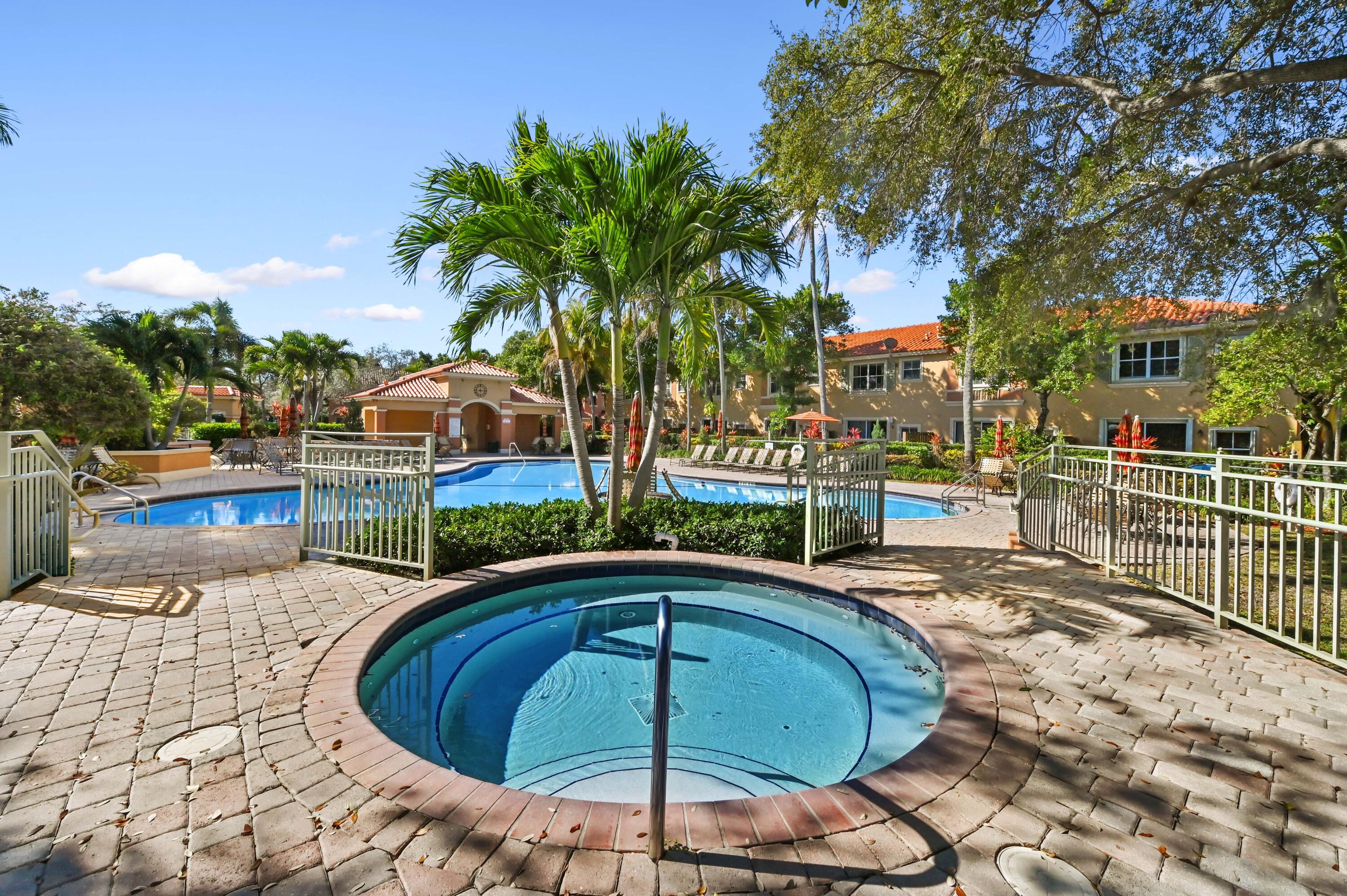 HARBOR ISLES - Residential