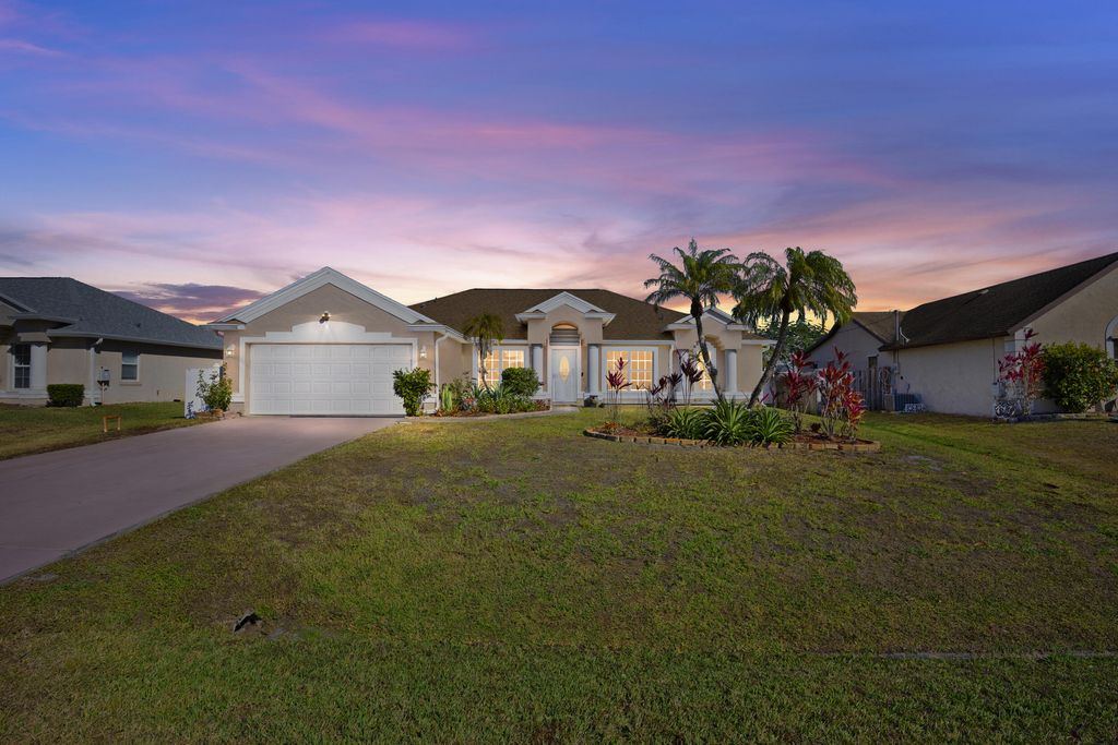 Photo of 439 SE Nome Drive, Port Saint Lucie, FL 34984 (MLS # R11161671)