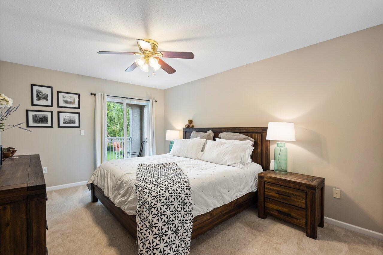 OLYMPIA 2 - Residential Lease