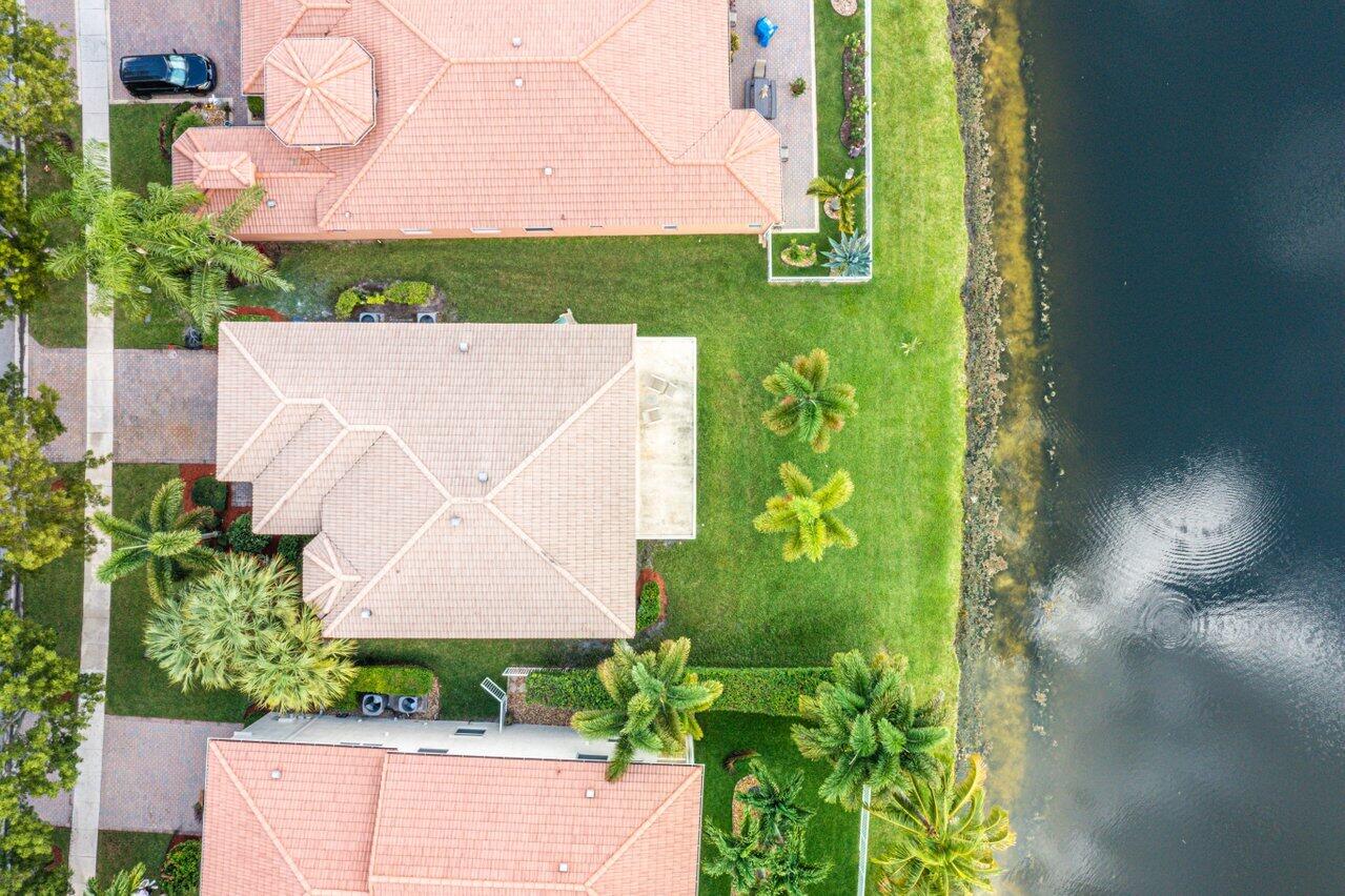 OLYMPIA 2 - Residential Lease