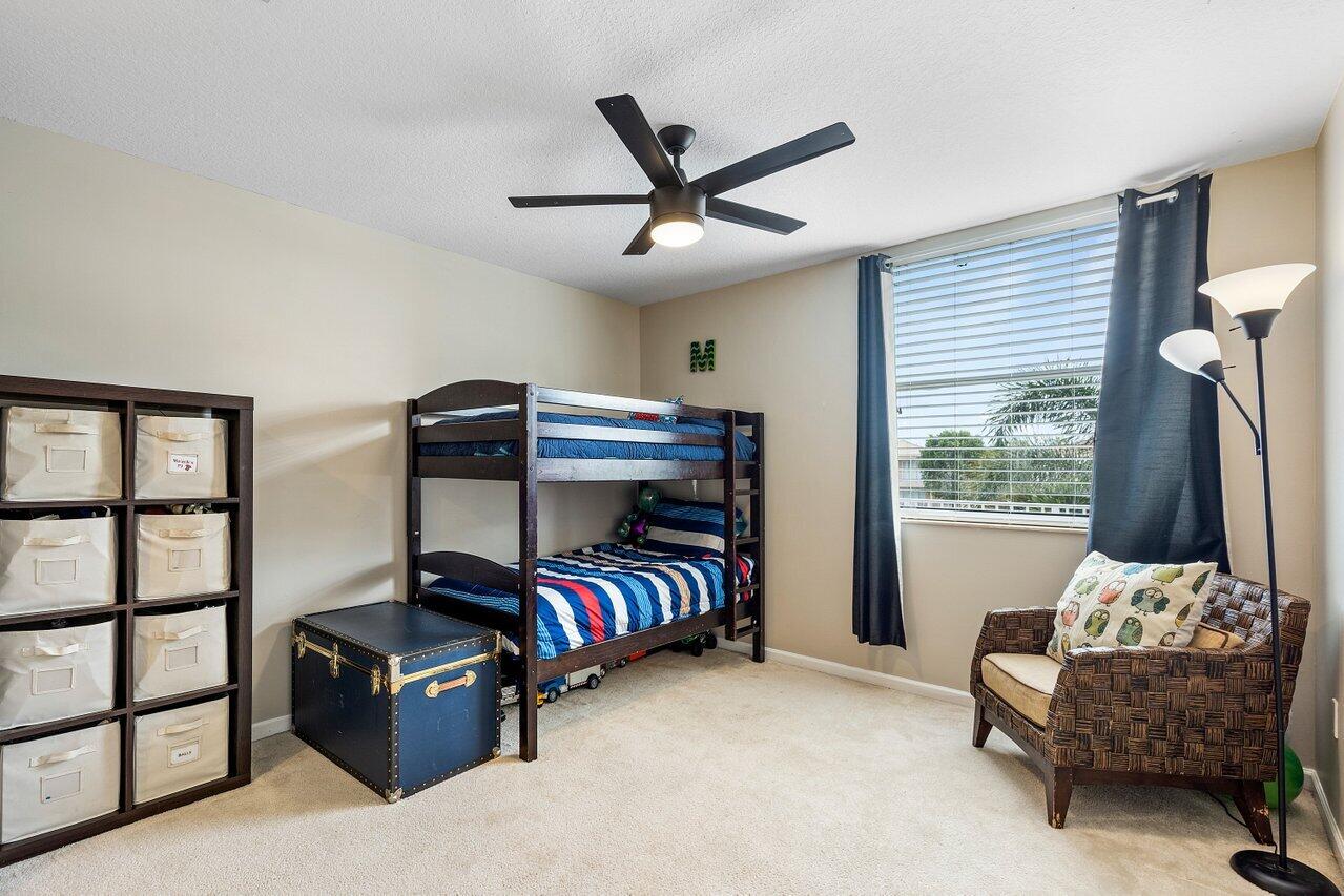 OLYMPIA 2 - Residential Lease