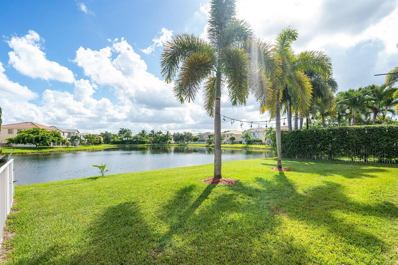 OLYMPIA 2 - Residential Lease