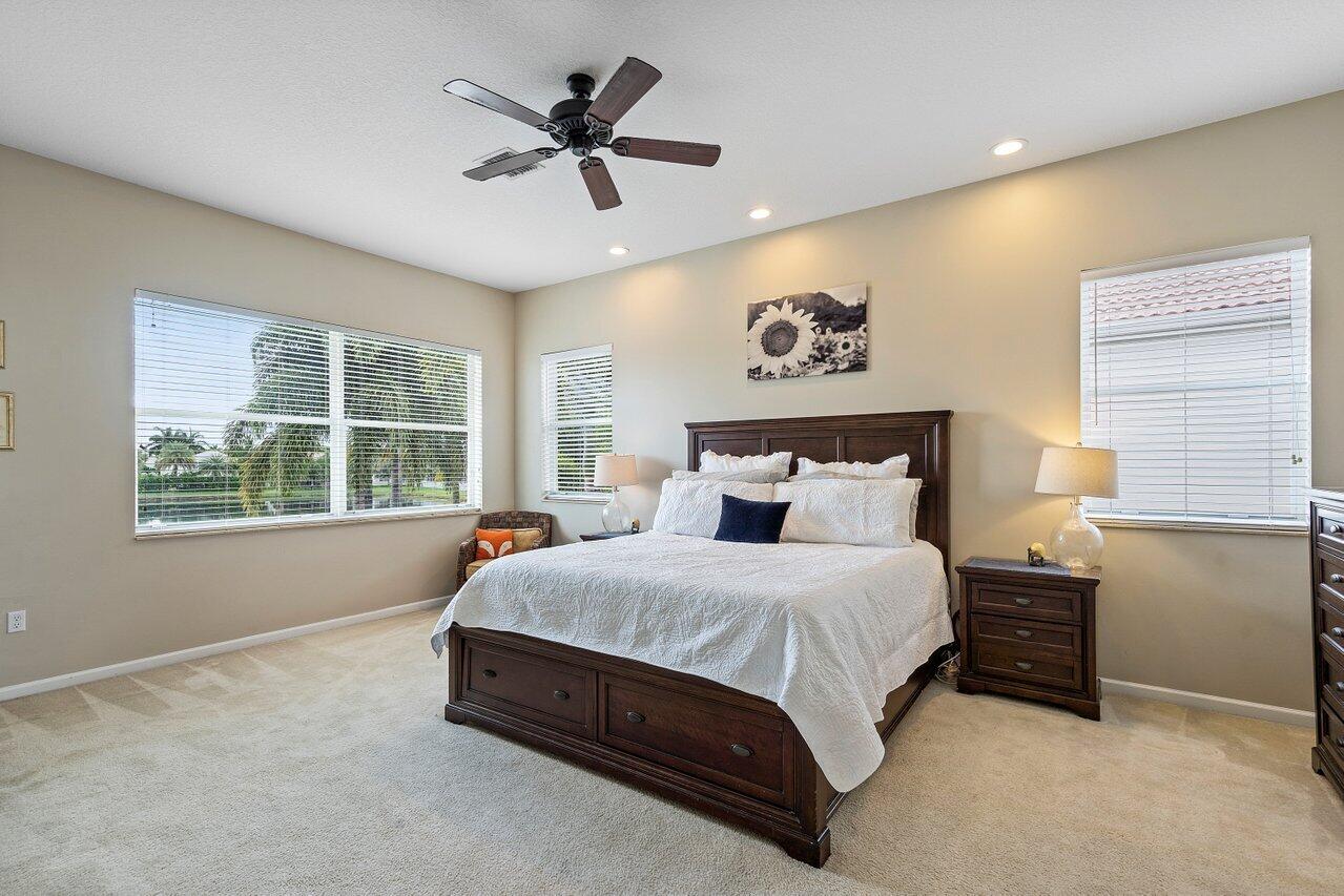 OLYMPIA 2 - Residential Lease