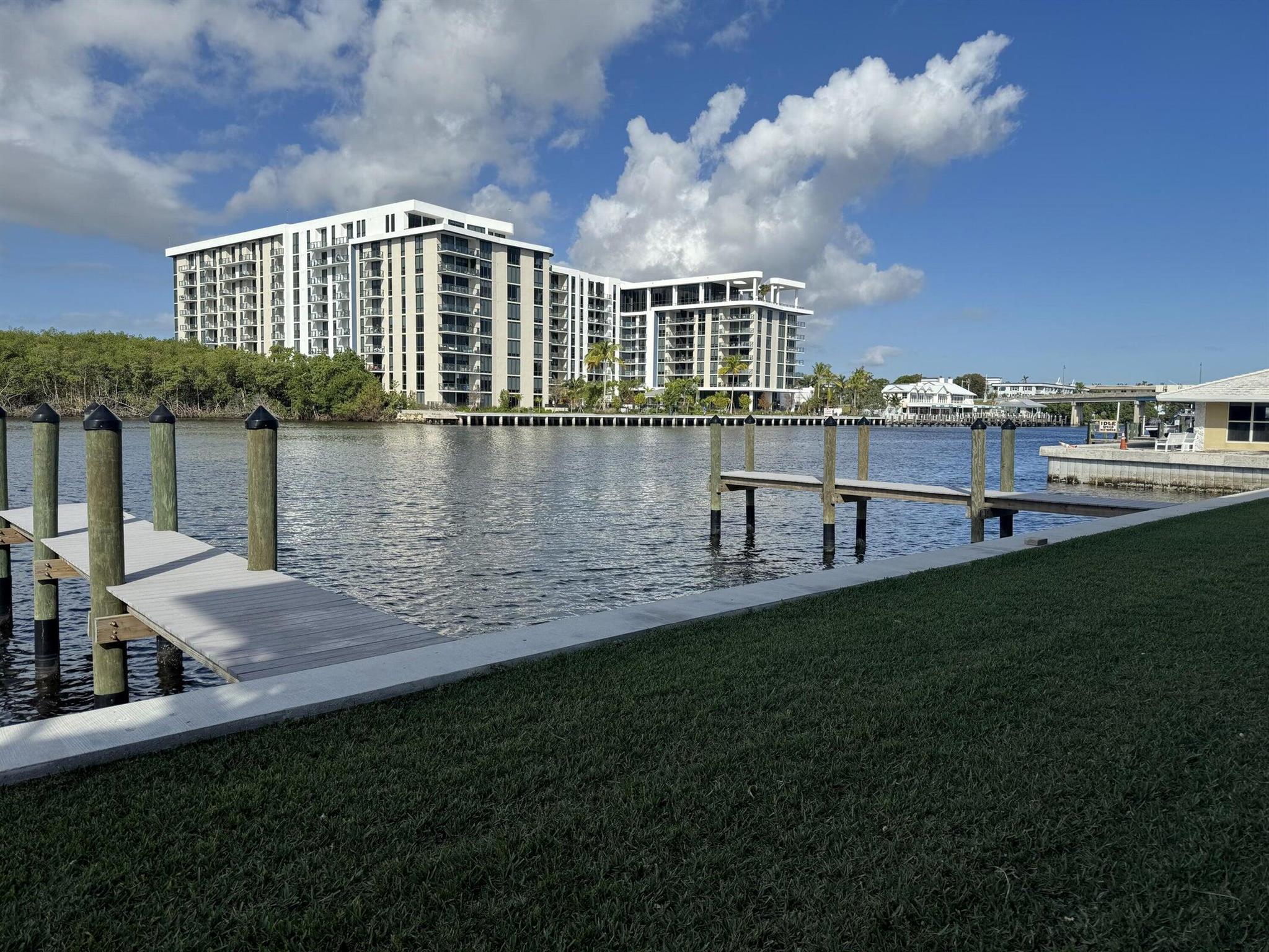 PAGET HOUSE - Residential Lease