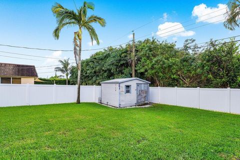 A home in Lake Worth