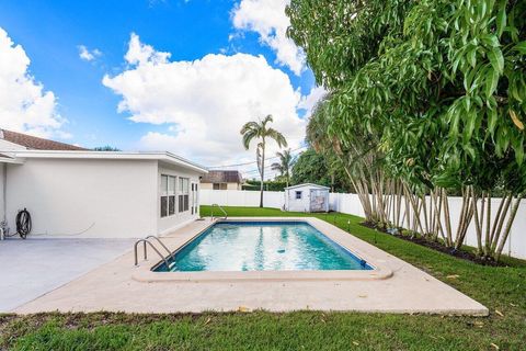 A home in Lake Worth