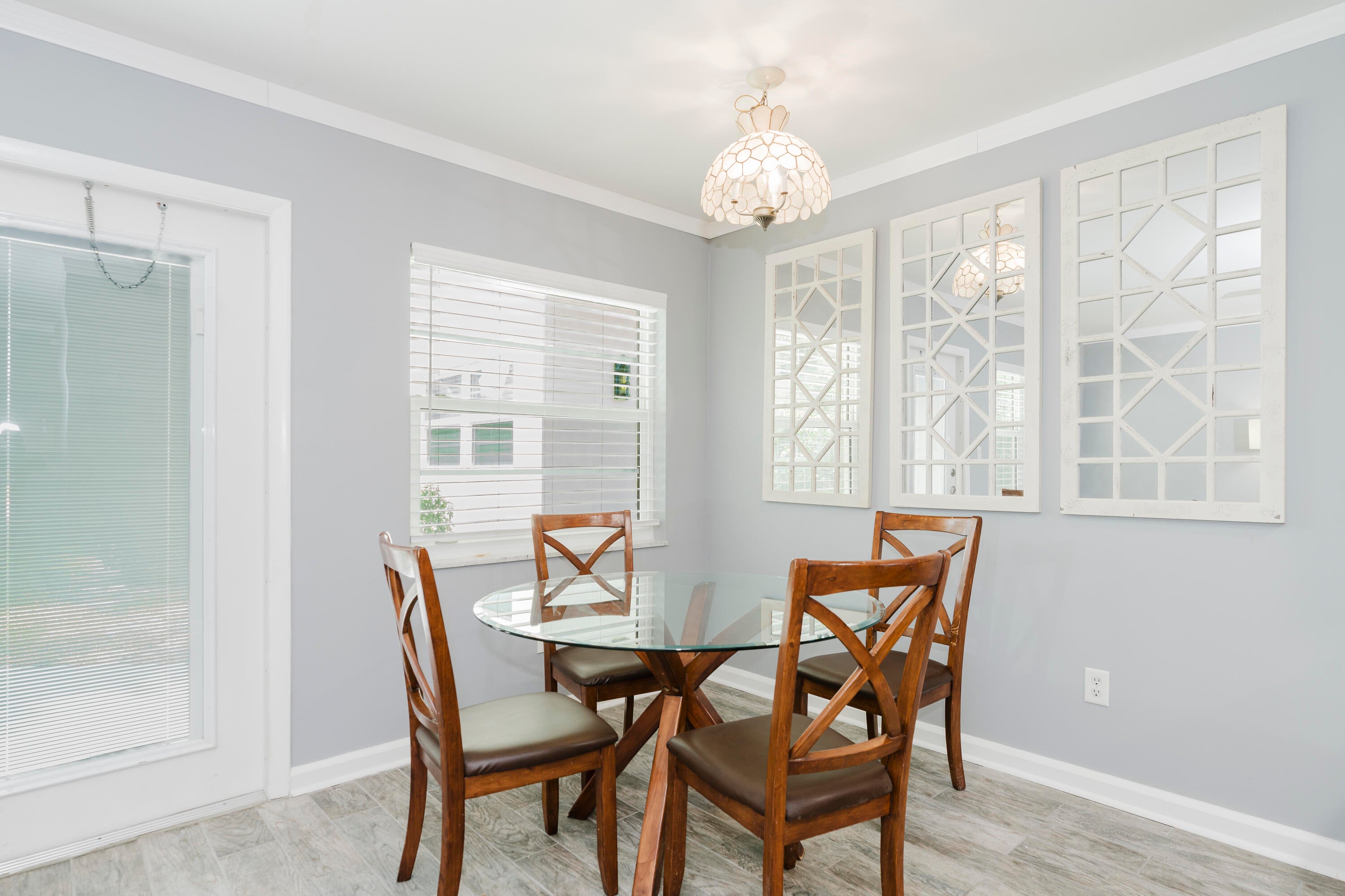 8 Vista Palm Lane 103