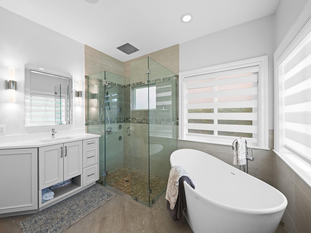 Hillsboro Isles 29-4 B - Residential