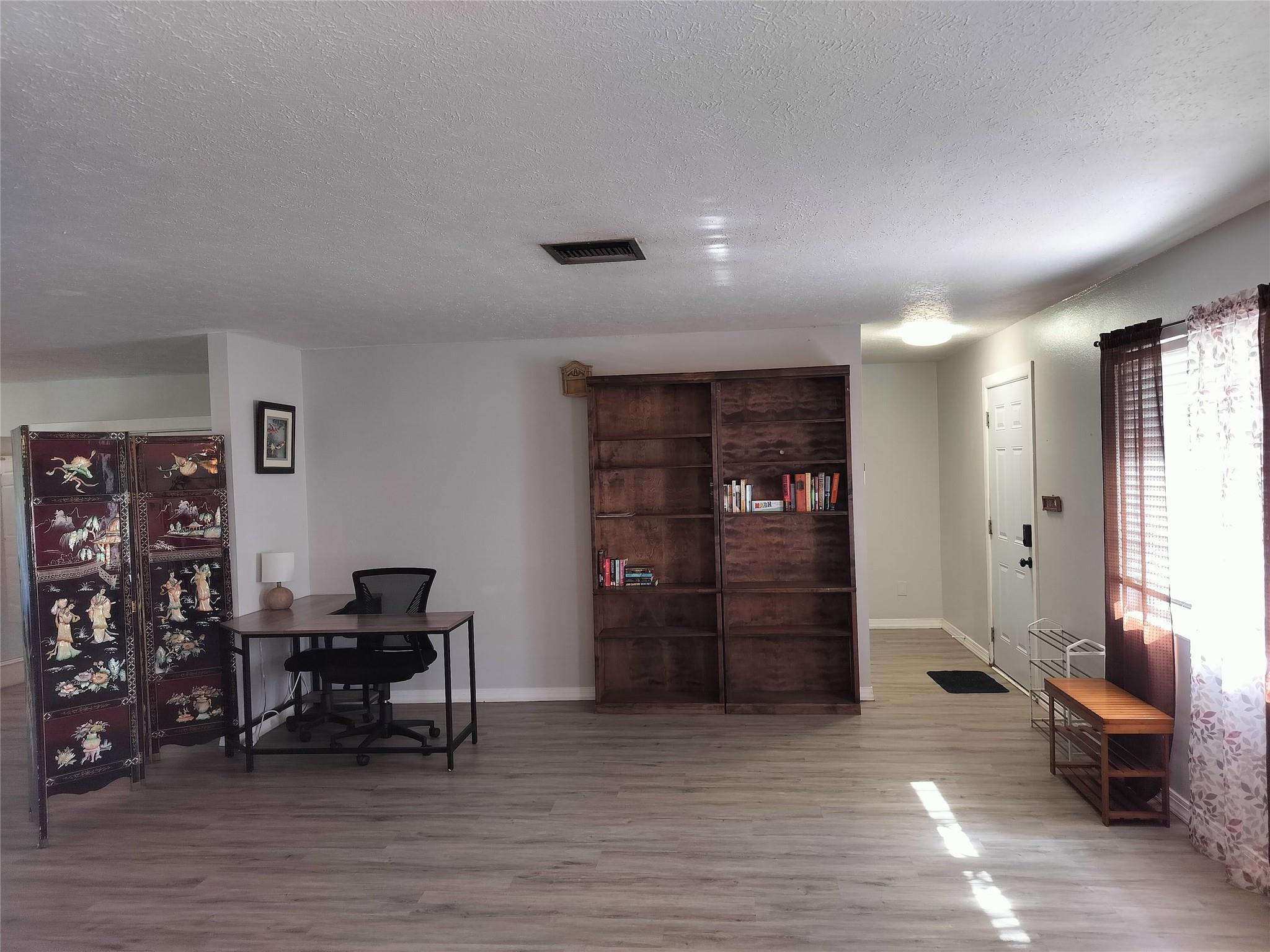 Holeusa Estates - Residential Lease